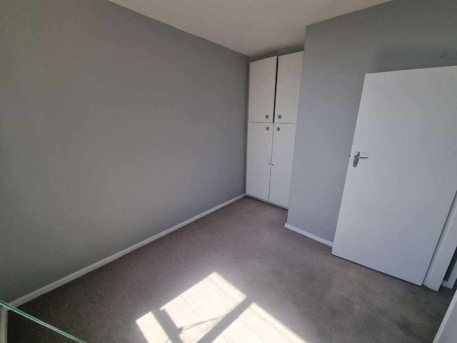 To Let 2 Bedroom Property for Rent in Townsend Estate Western Cape